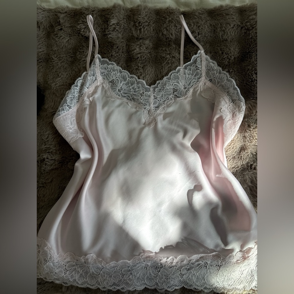 Express Lace Trim Camisole Set - Picture 3 of 5